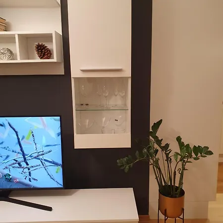 Praktisk Pa 51m3 Leies Ut Apartamento *